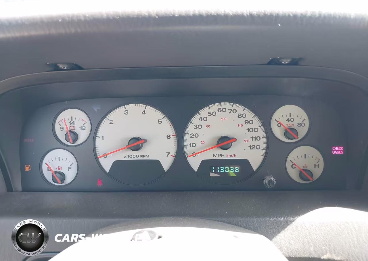 2001 Jeep Grand Cherokee Limited VIN:1J4GW58S51C704379 - 7