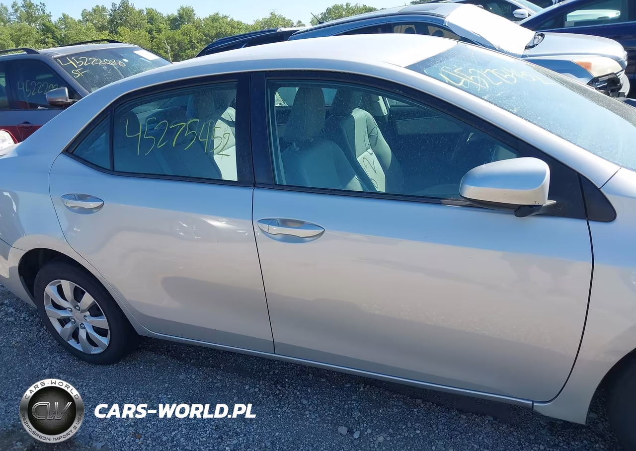 2015 Toyota Corolla Le VIN:2T1BURHE9FC457714 - 13