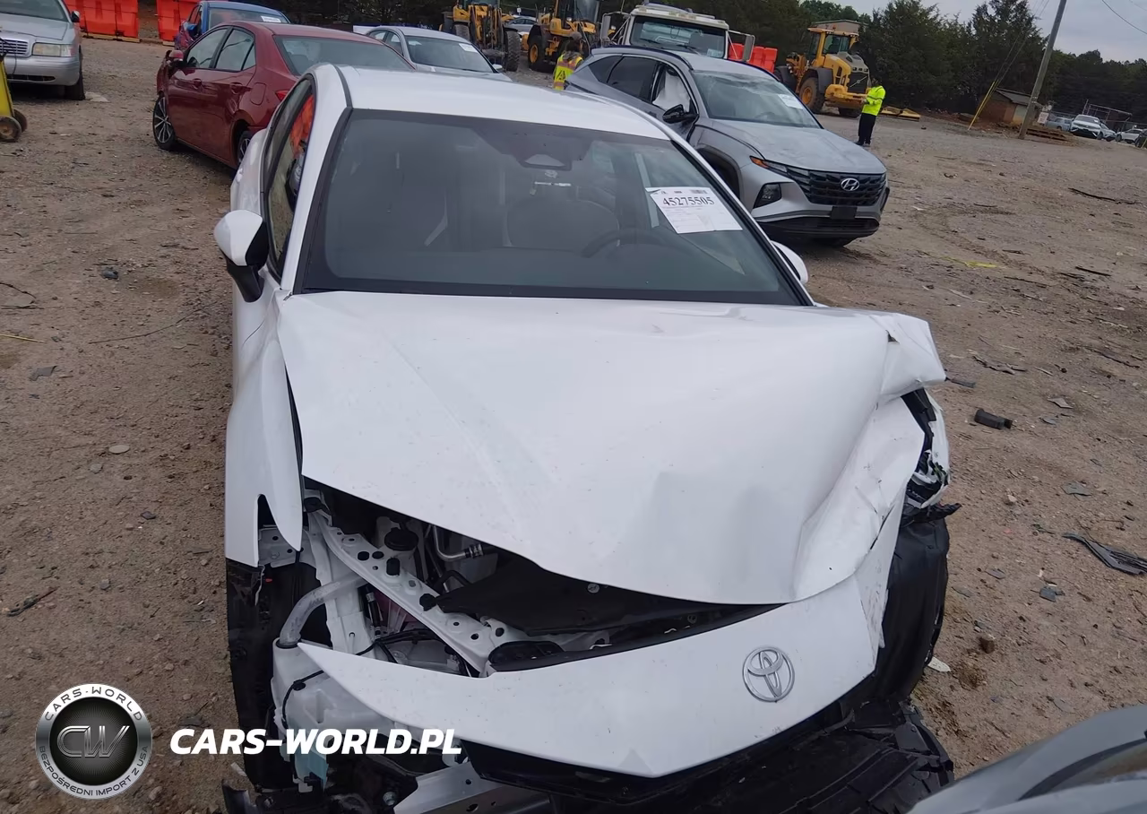 2026 Toyota Camry Se VIN:4T1DAACKXTU724868 - 13