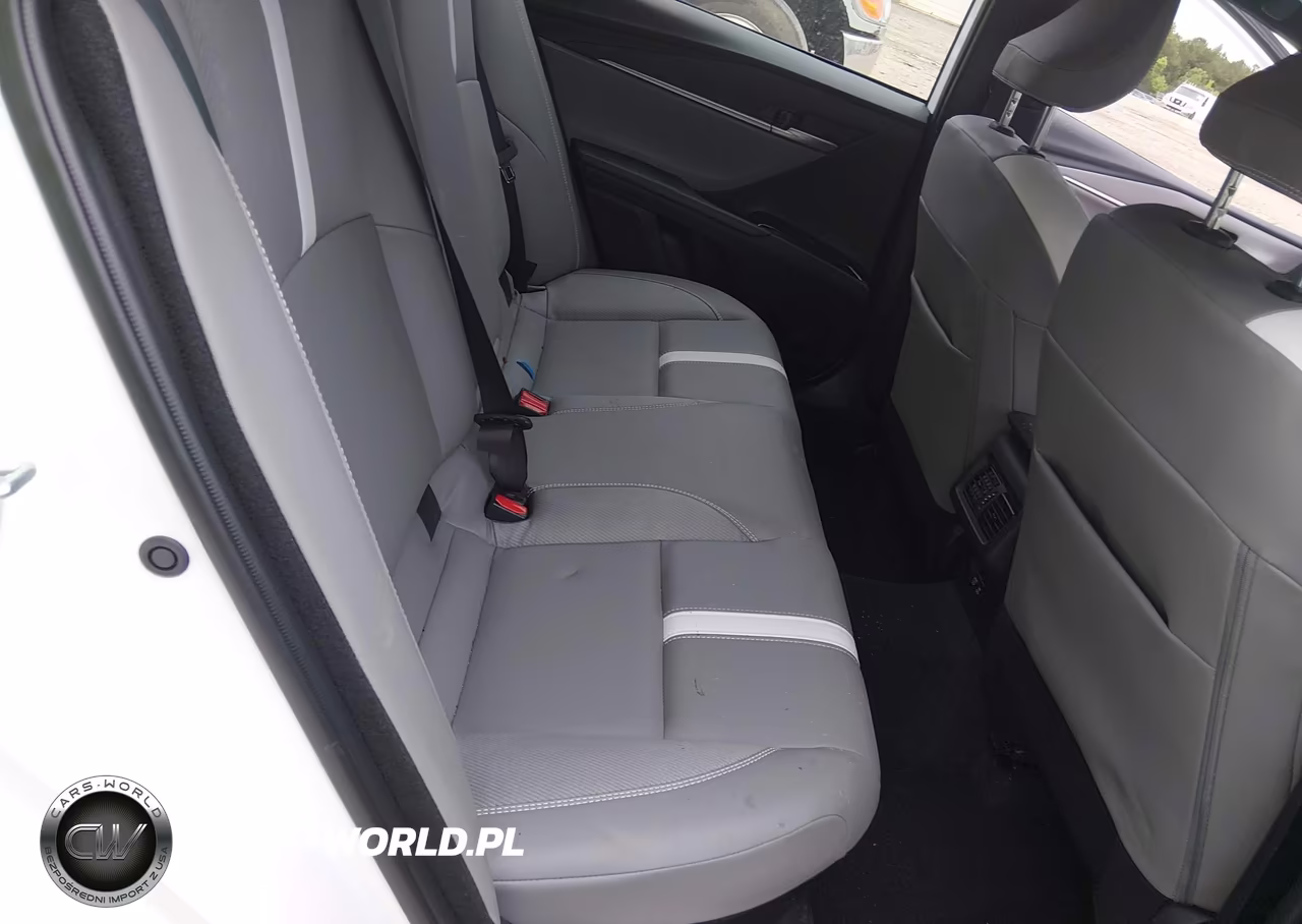 2026 Toyota Camry Se VIN:4T1DAACKXTU724868 - 8