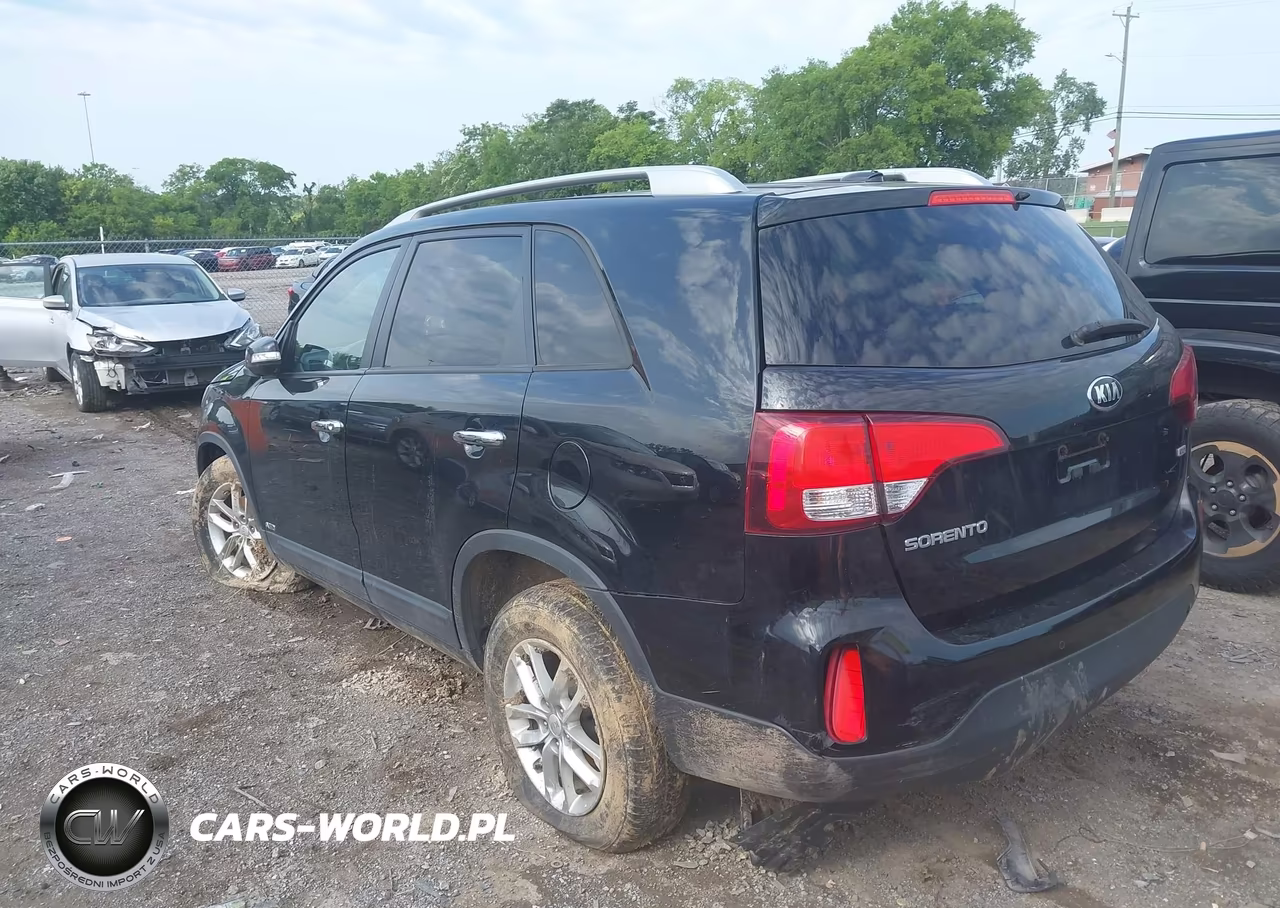 2014 Kia Sorento Lx VIN:5XYKTCA61EG539670 - 3