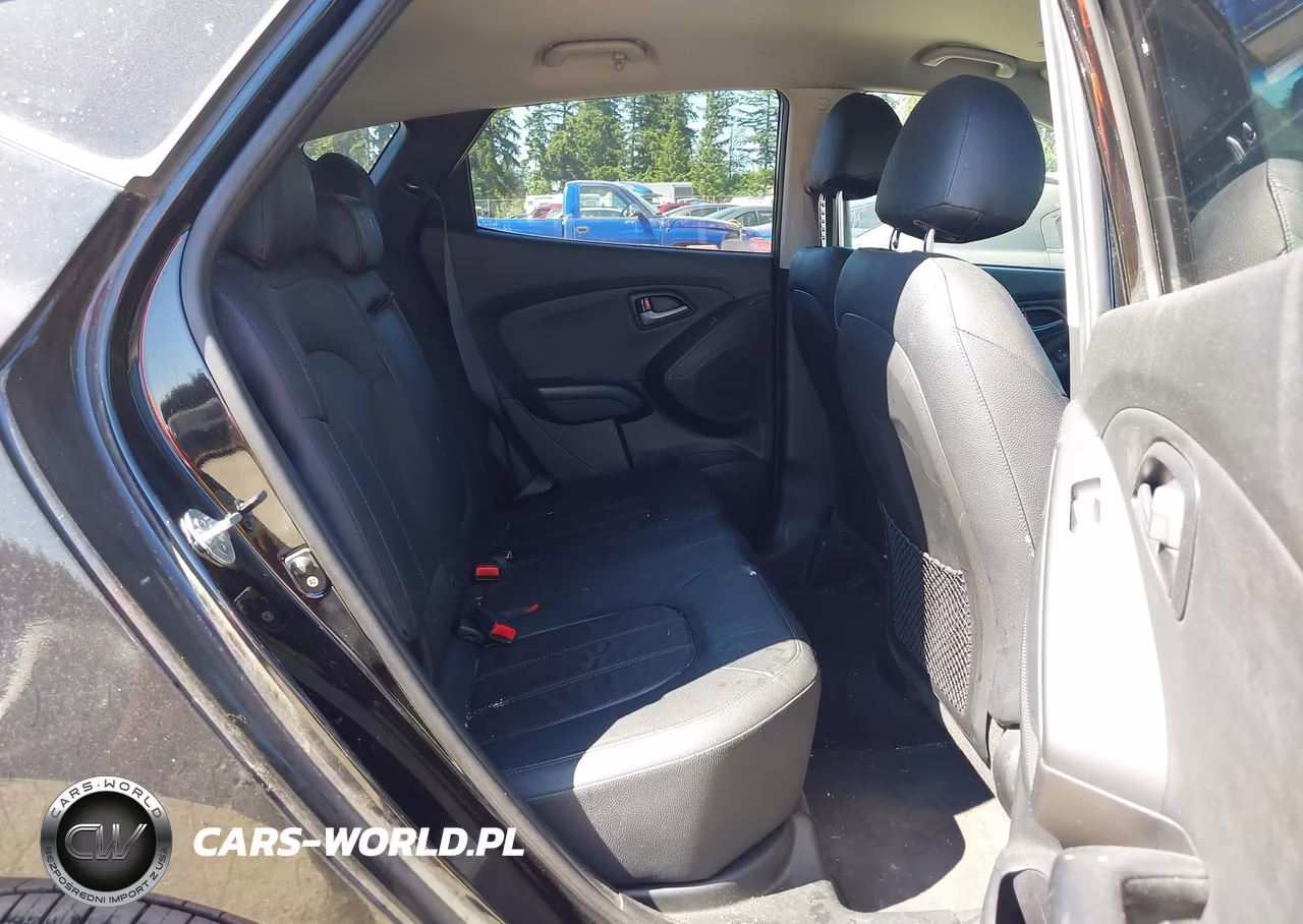 2015 Hyundai Tucson Limited VIN:KM8JUCAG3FU113718 - 8