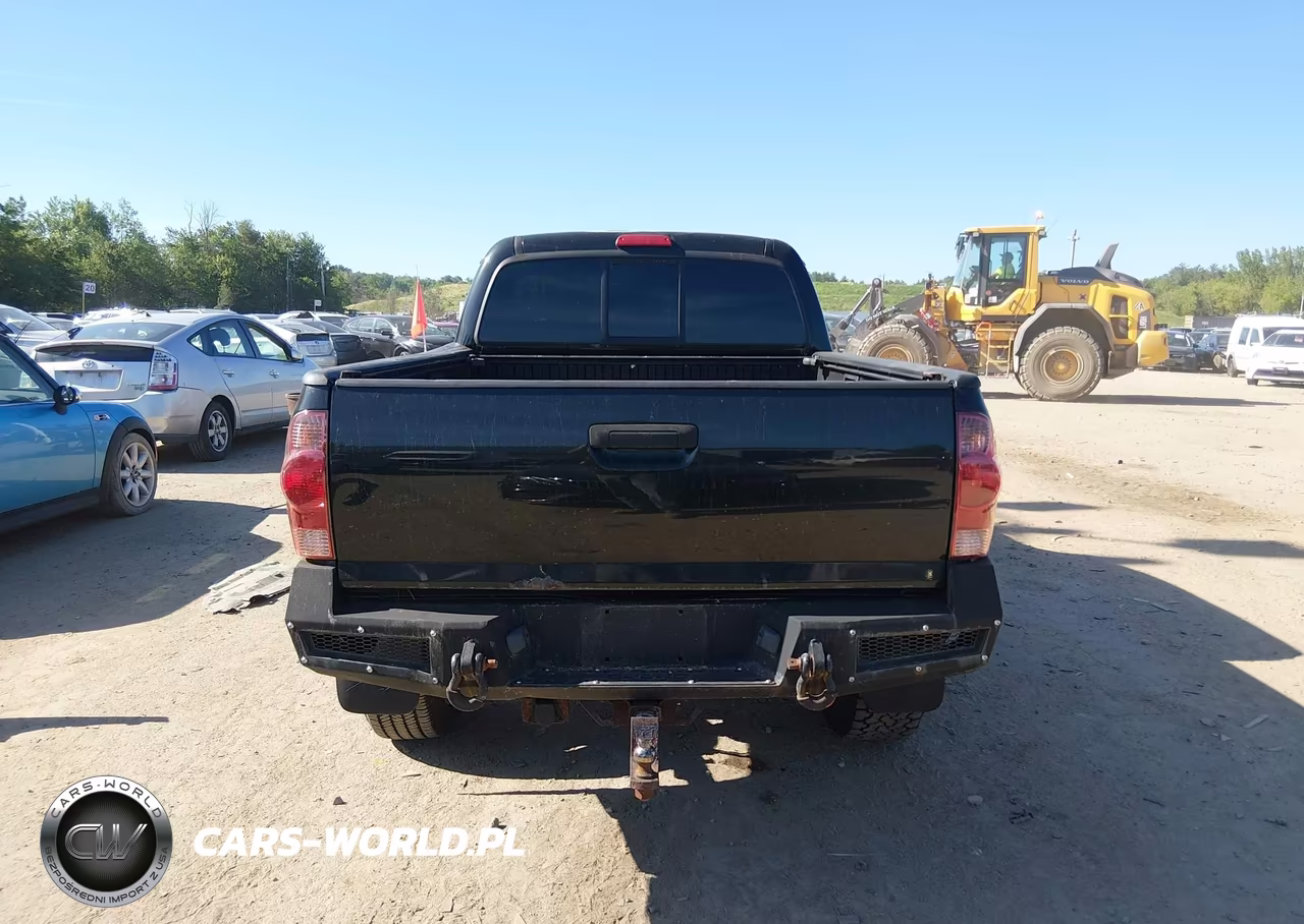 2008 Toyota Tacoma Base V6 VIN:3TMMU52N98M007792 - 17