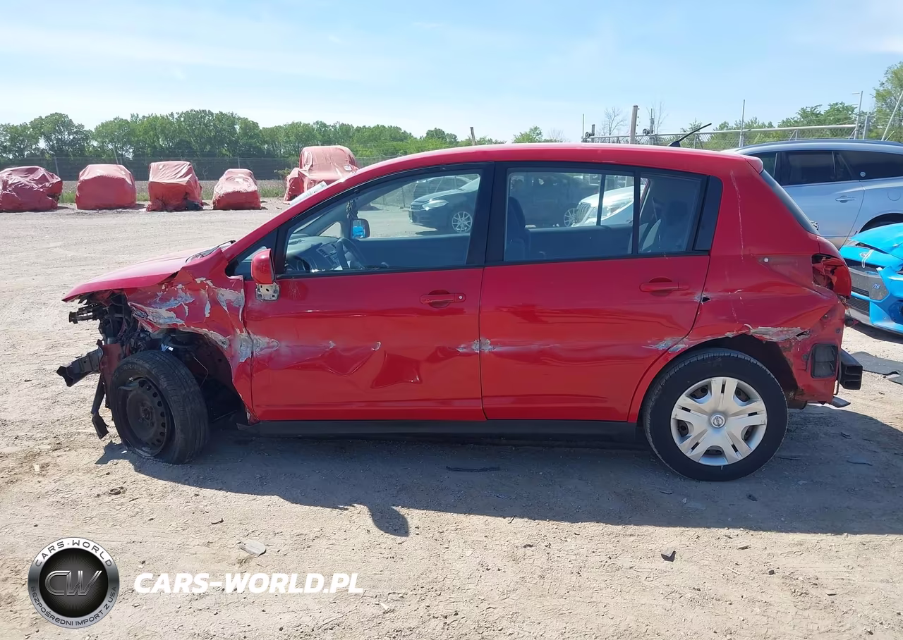 2010 Nissan Versa 1.8S VIN:3N1BC1CP1AL407556 - 15