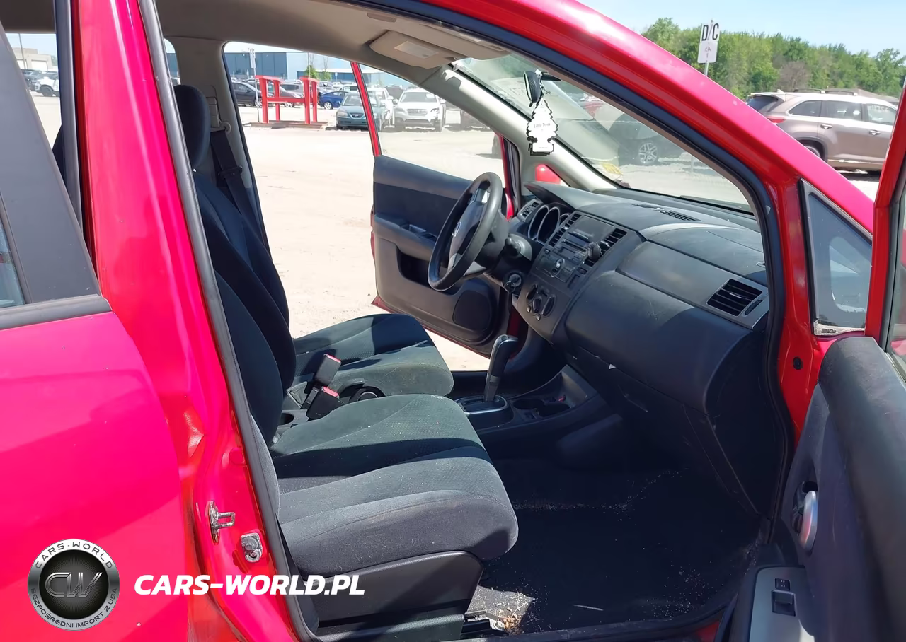 2010 Nissan Versa 1.8S VIN:3N1BC1CP1AL407556 - 5