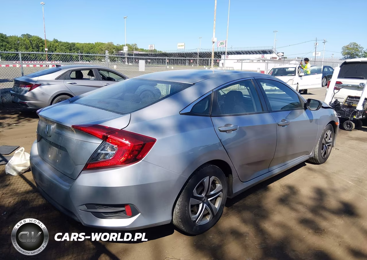 2017 Honda Civic Lx VIN:2HGFC2F52HH570462 - 4