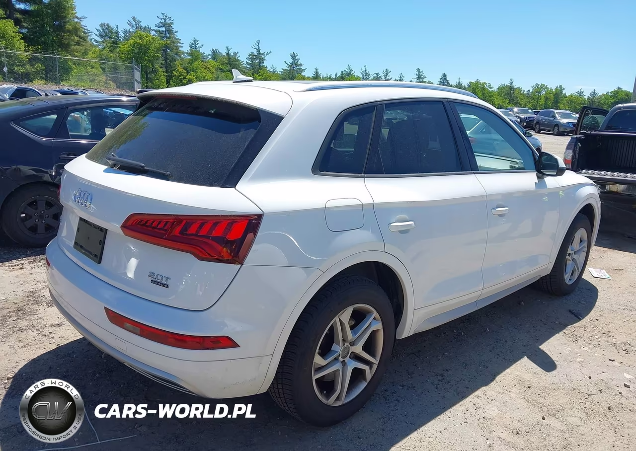 2018 Audi Q5 2.0T Premium-2.0T Tech Premium VIN:WA1ANAFYXJ2088984 - 4