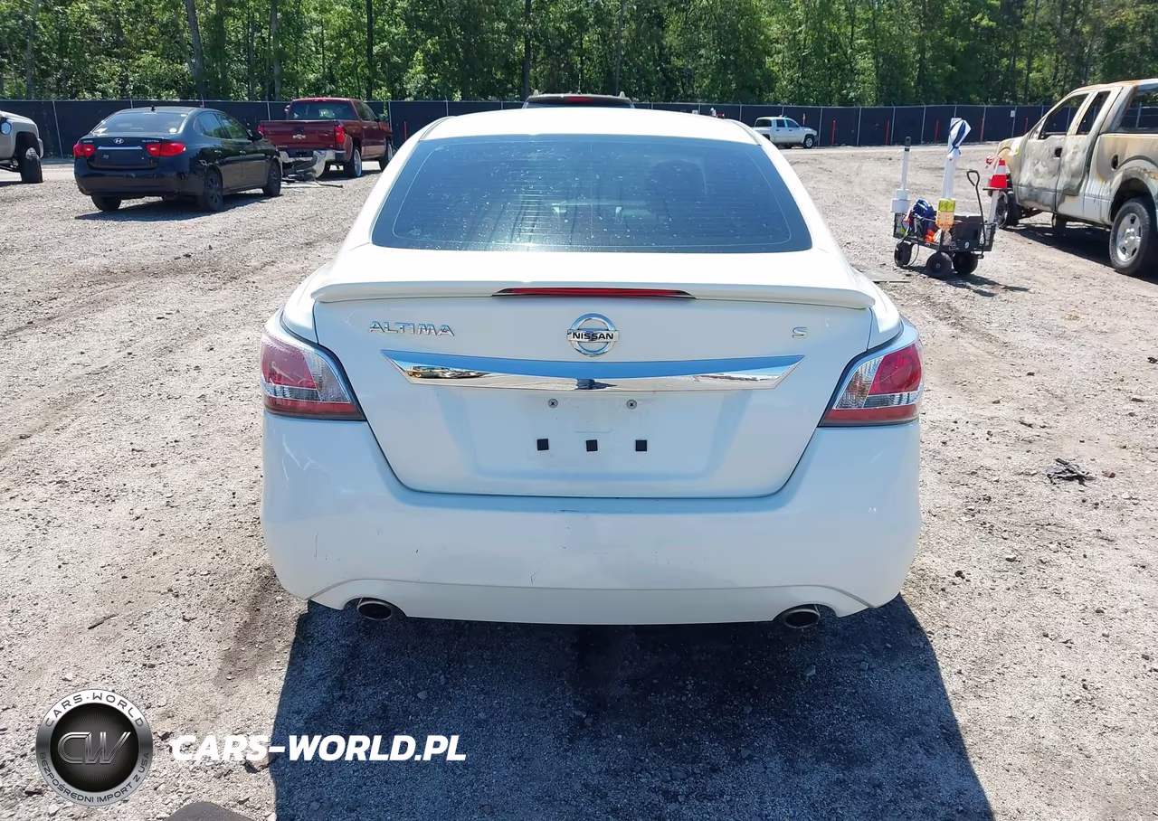 2015 Nissan Altima 2.5 S VIN:1N4AL3AP9FN394298 - 16