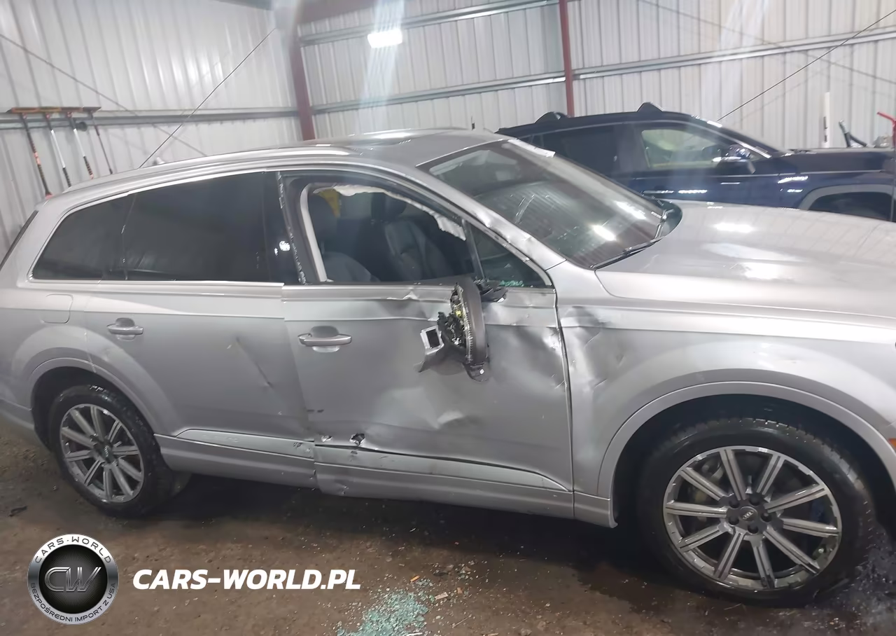 2018 Audi Q7 3.0T Premium VIN:WA1VAAF77JD014818 - 13
