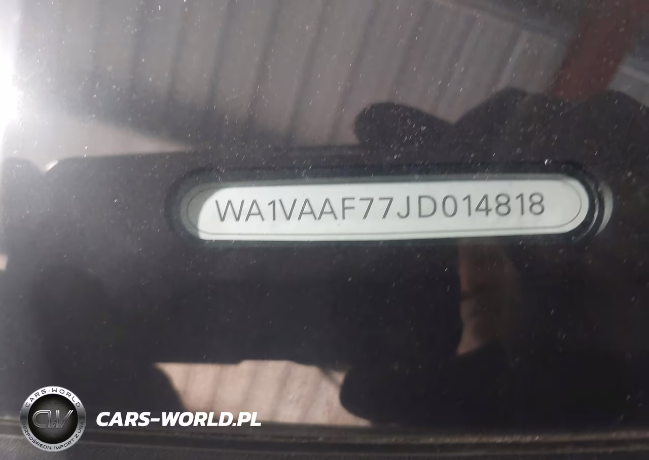2018 Audi Q7 3.0T Premium VIN:WA1VAAF77JD014818 - 9