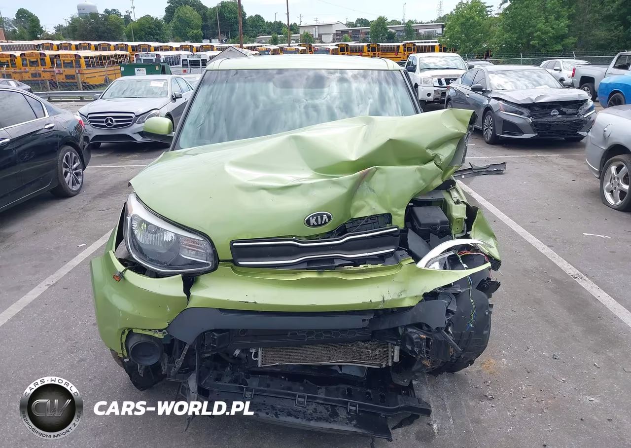 2018 Kia Soul VIN:KNDJN2A22J7888082 - 11
