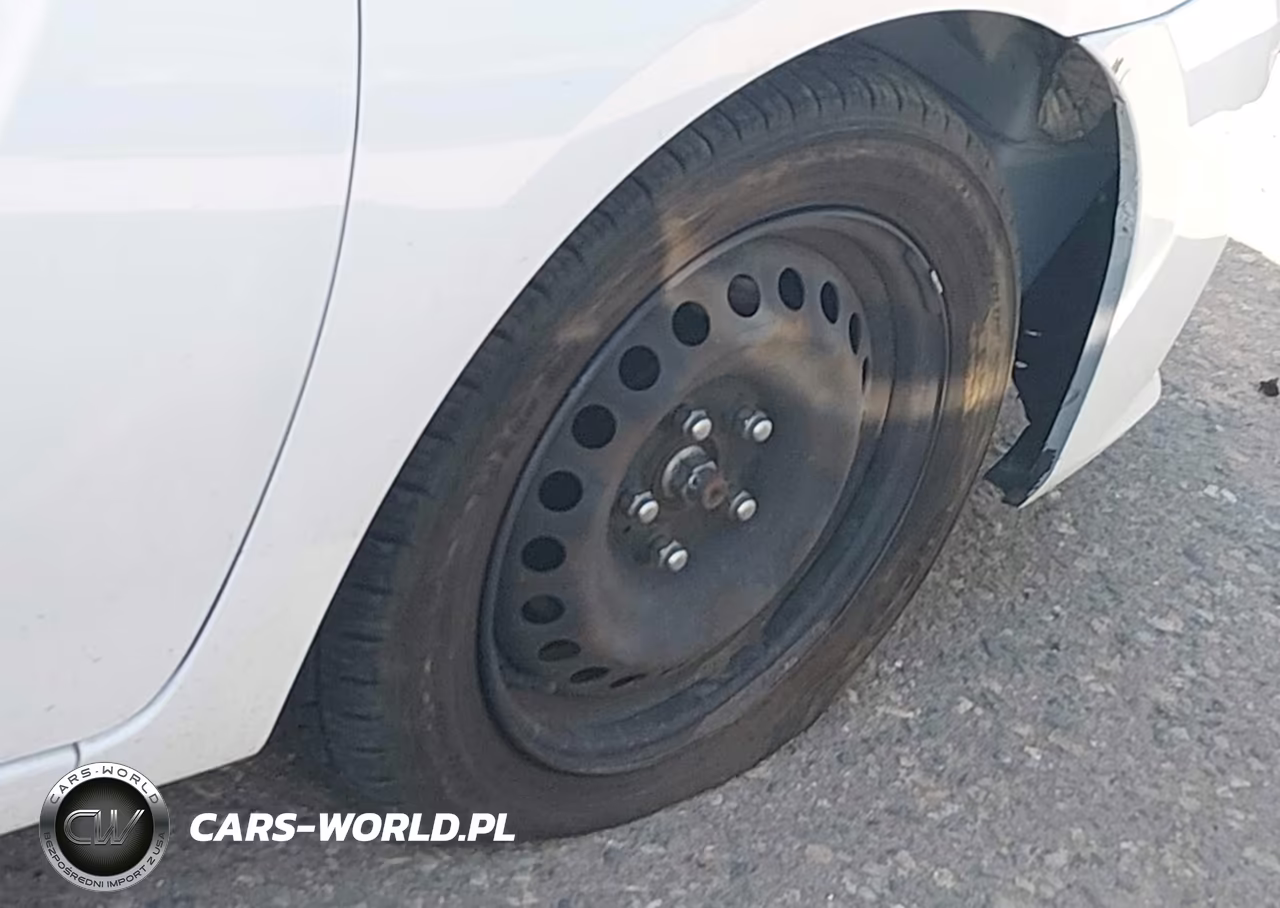 2019 Nissan Sentra S VIN:3N1AB7AP4KY358703 - 20