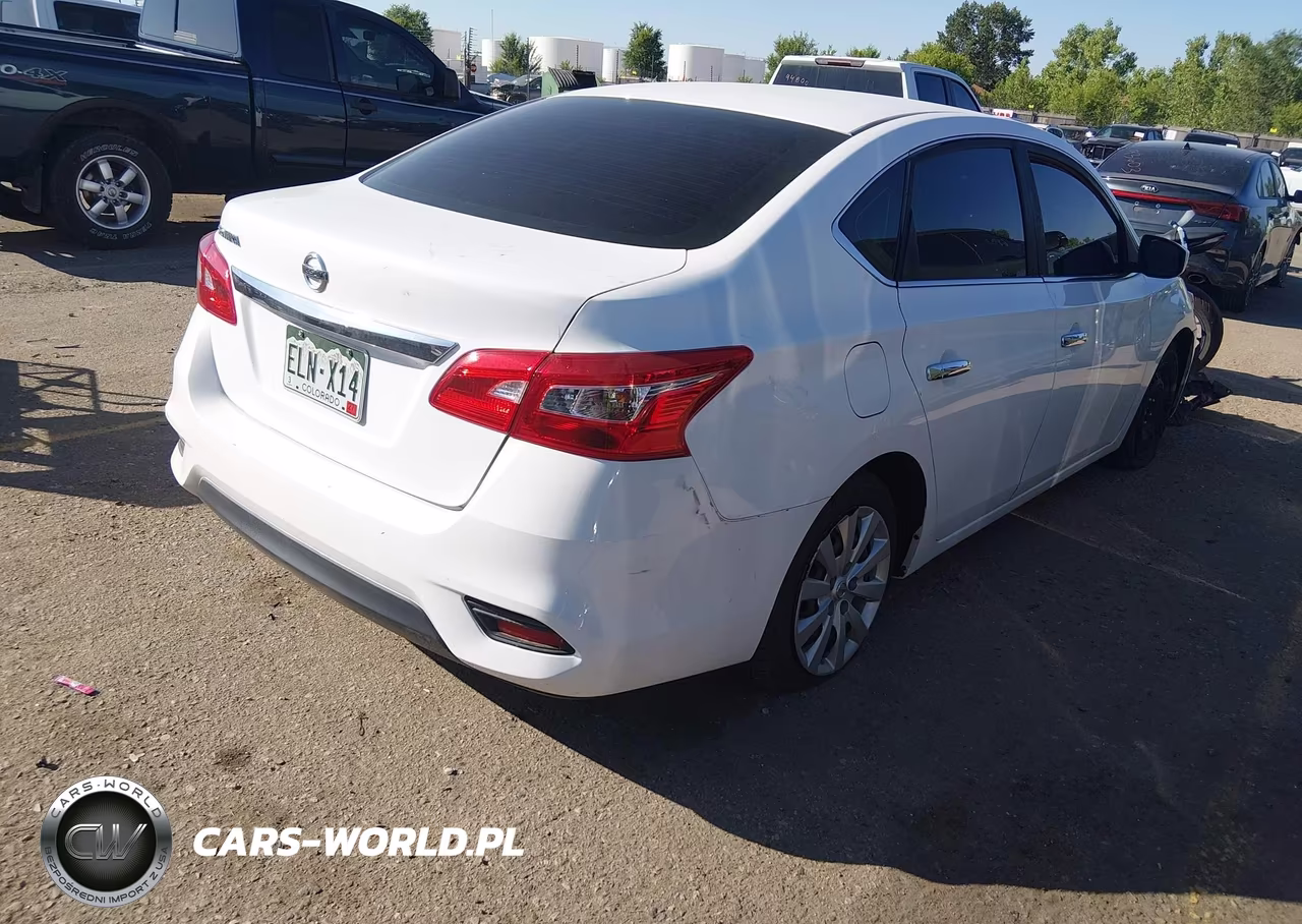 2019 Nissan Sentra S VIN:3N1AB7AP4KY358703 - 4
