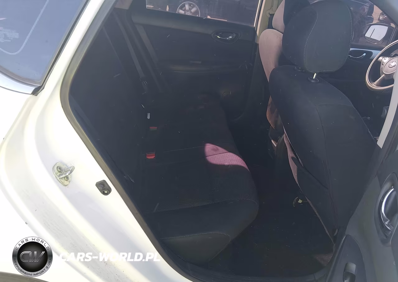 2019 Nissan Sentra S VIN:3N1AB7AP4KY358703 - 8