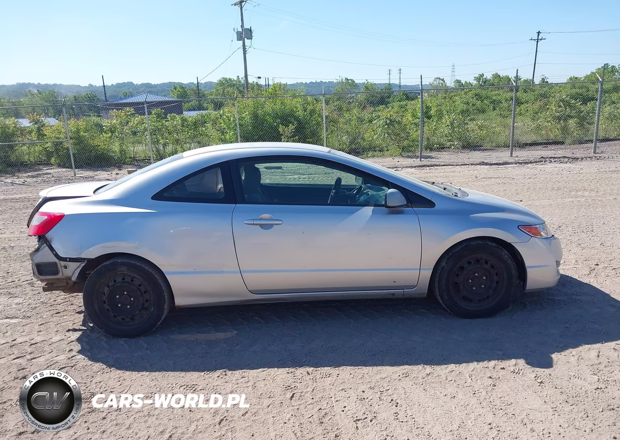 2010 Honda Civic Lx VIN:2HGFG1B68AH530177 - 13