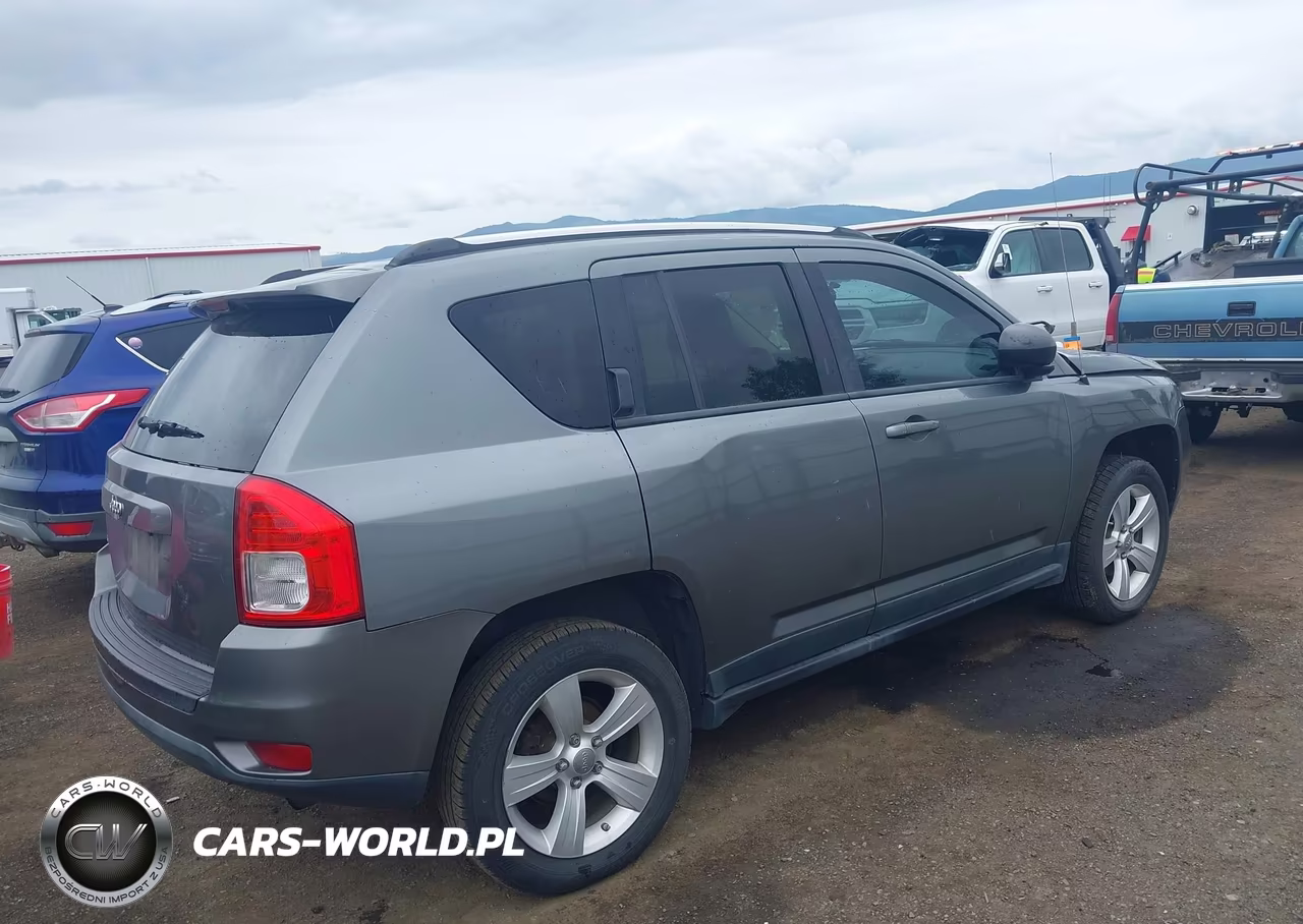 2012 Jeep Compass Sport VIN:1C4NJDBB5CD635463 - 4