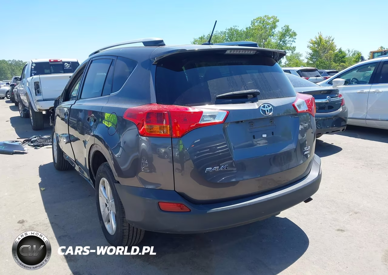 2013 Toyota Rav4 Xle VIN:2T3RFREV3DW035051 - 3