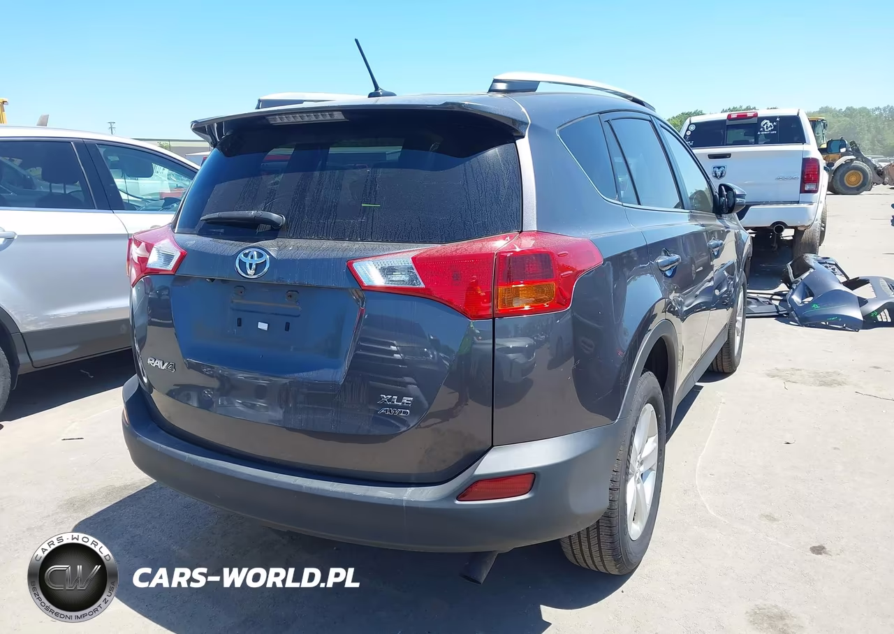 2013 Toyota Rav4 Xle VIN:2T3RFREV3DW035051 - 4