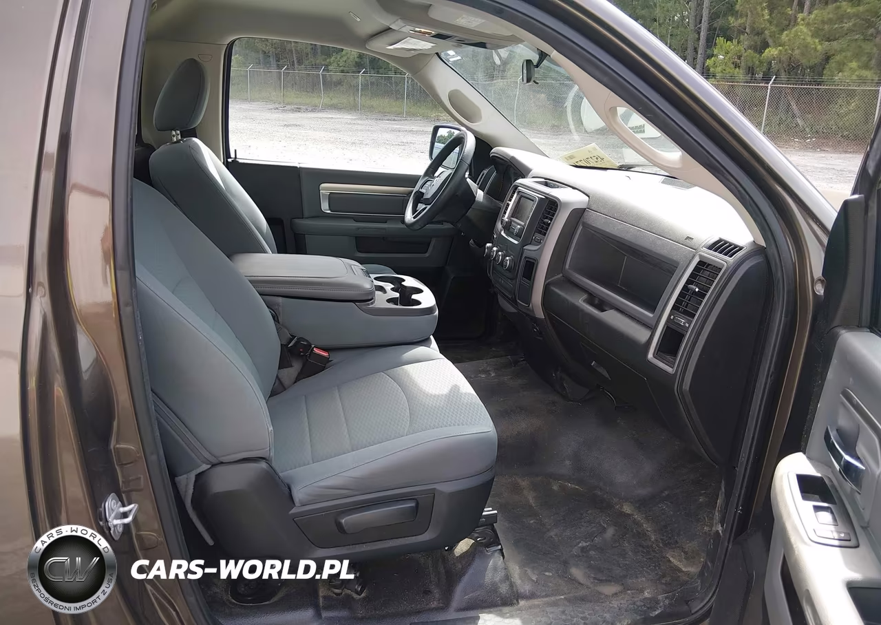 2019 Ram 1500 Classic Tradesman 4X2 8' Box VIN:3C6JR6DG9KG569388 - 5