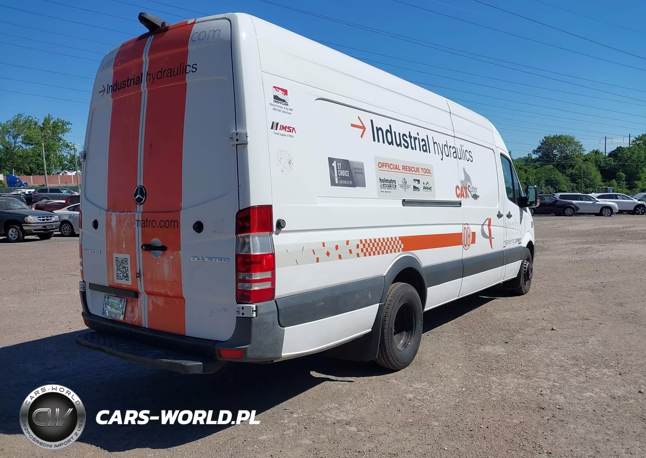 2014 Mercedes-Benz Sprinter 3500 High Roof VIN:WD3PF1CCXE5936107 - 4