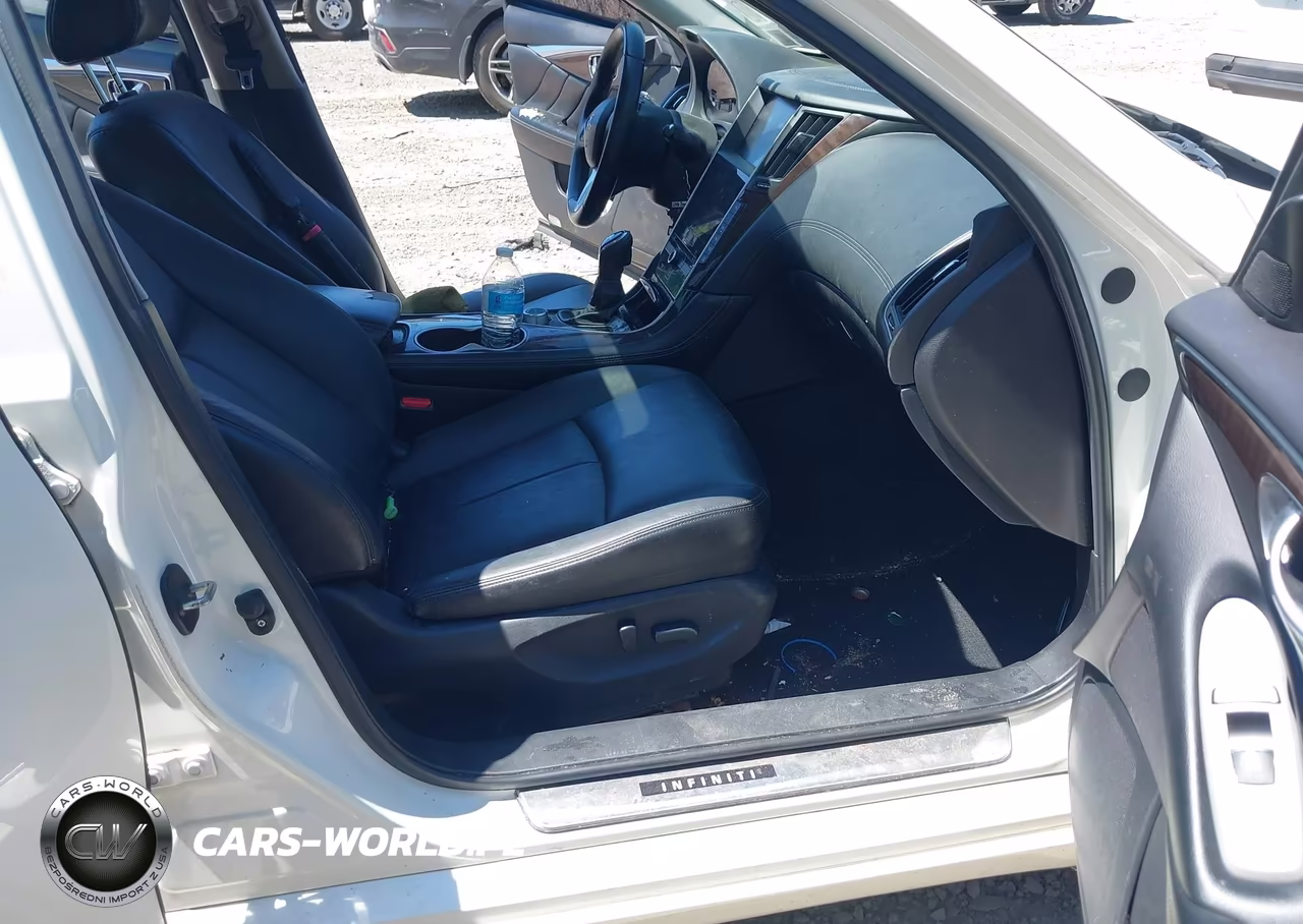 2019 Infiniti Q50 3.0T Luxe VIN:JN1EV7AR5KM550550 - 5