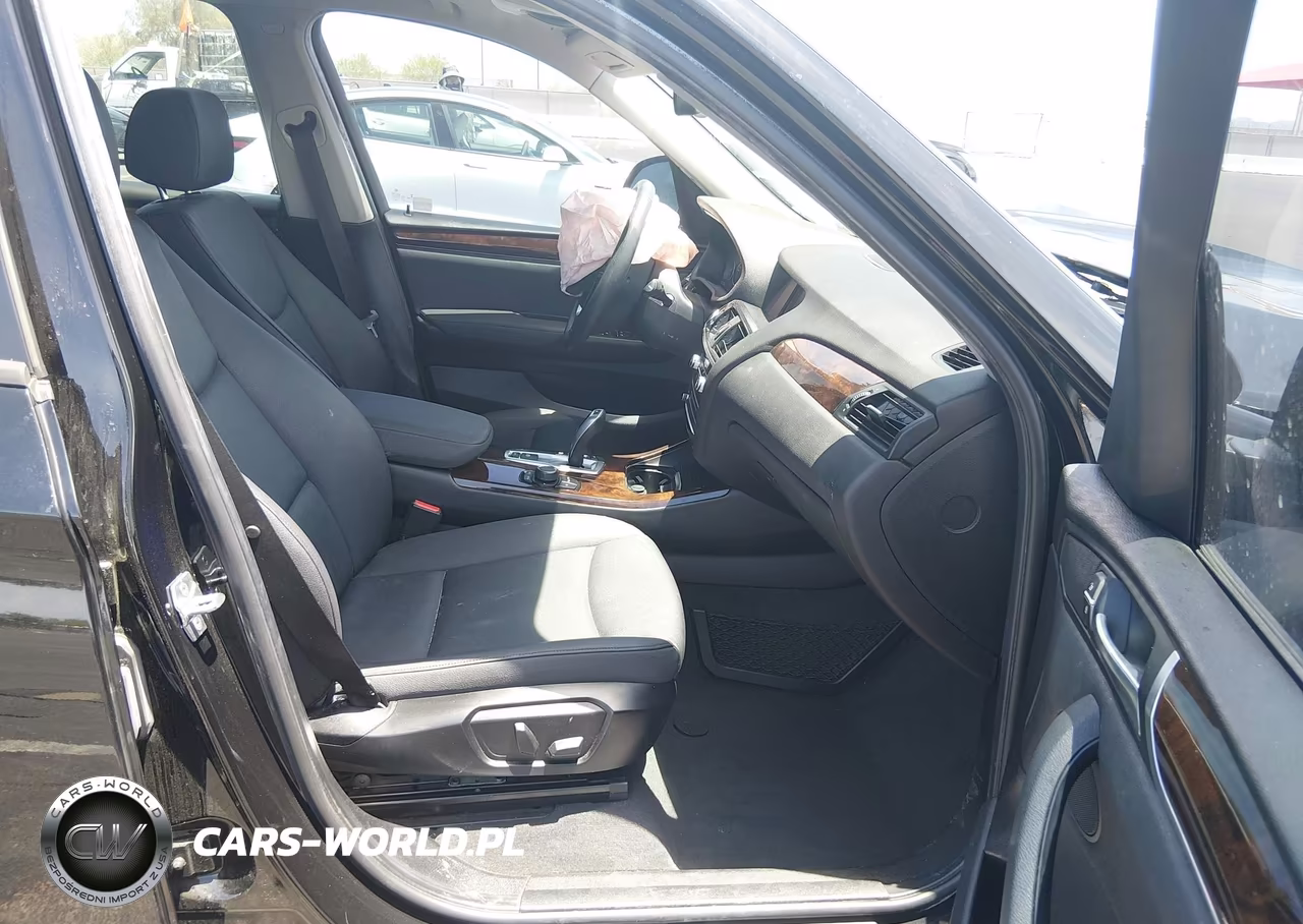 2017 BMW X3 Sdrive28I VIN:5UXWZ7C52H0V85609 - 5