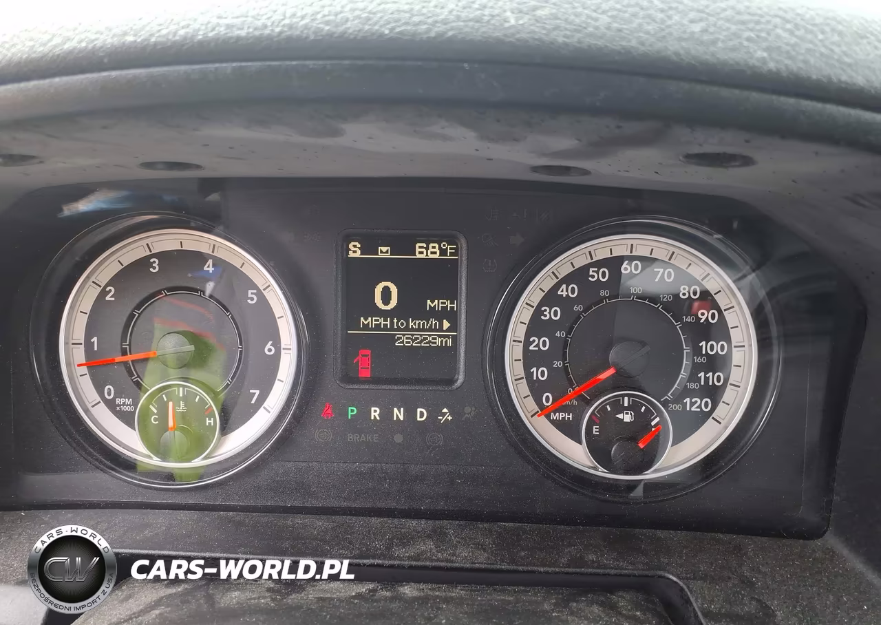 2019 Ram 1500 Classic Tradesman 4X2 8' Box VIN:3C6JR6DG0KG569389 - 7