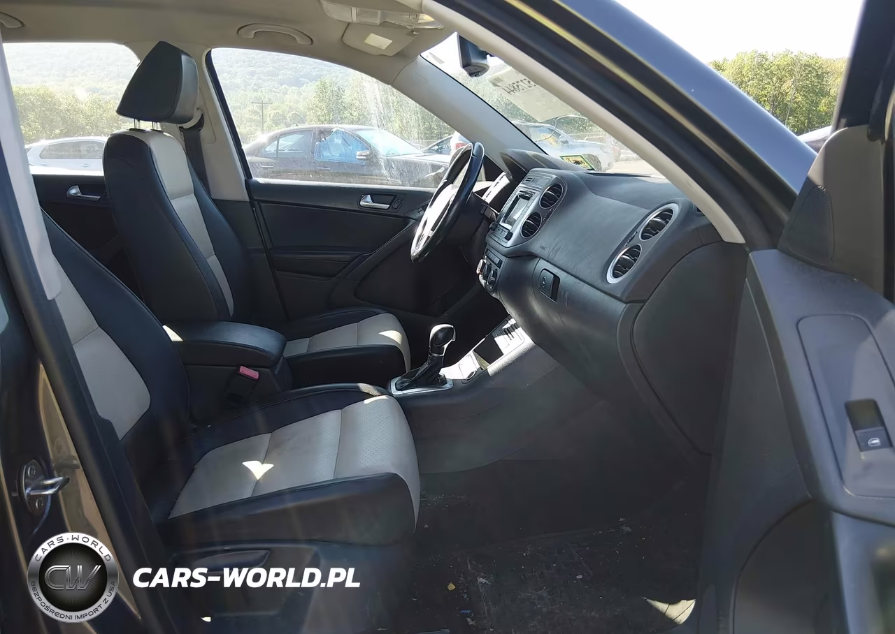 2016 Volkswagen Tiguan S VIN:WVGBV7AX5GW587782 - 5