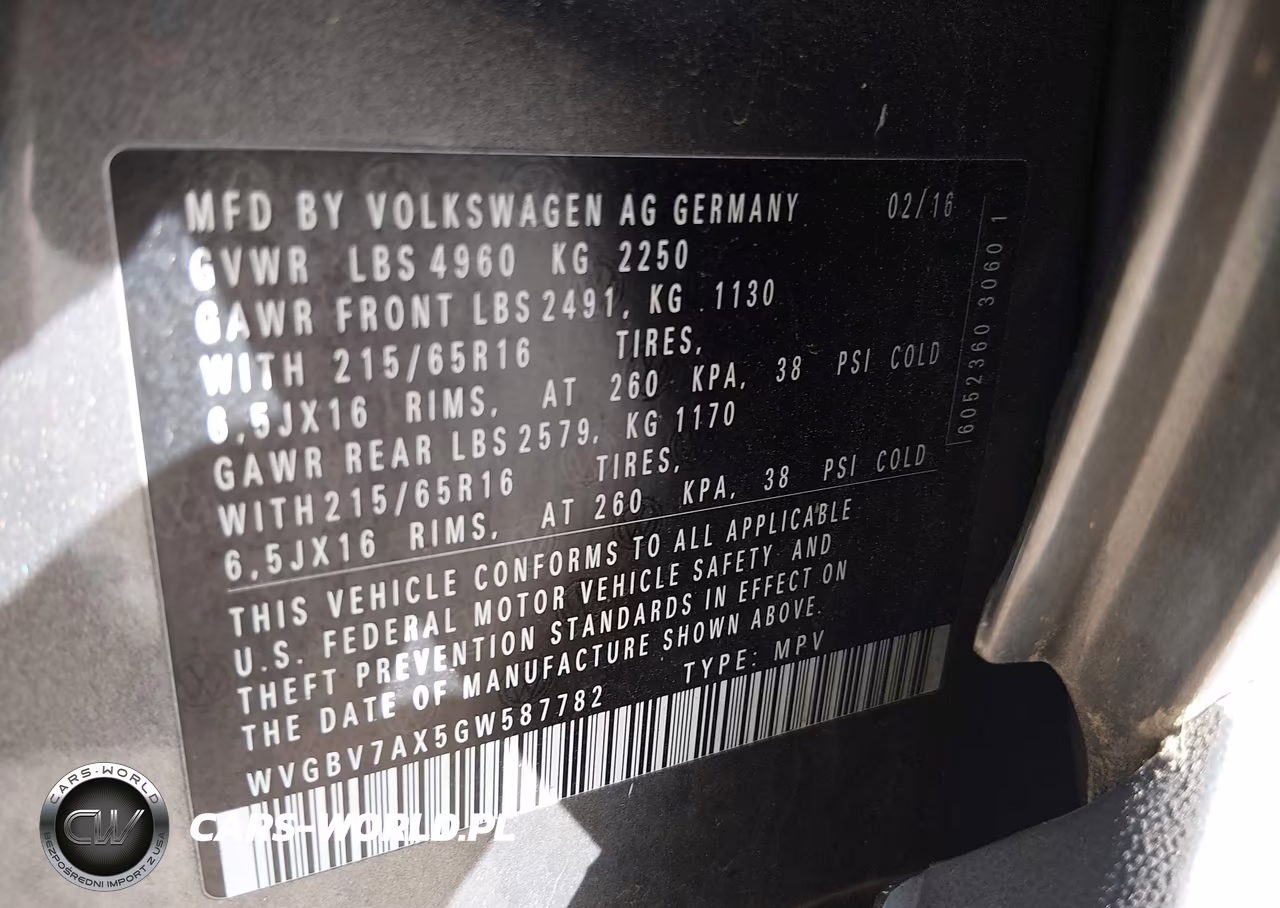 2016 Volkswagen Tiguan S VIN:WVGBV7AX5GW587782 - 9