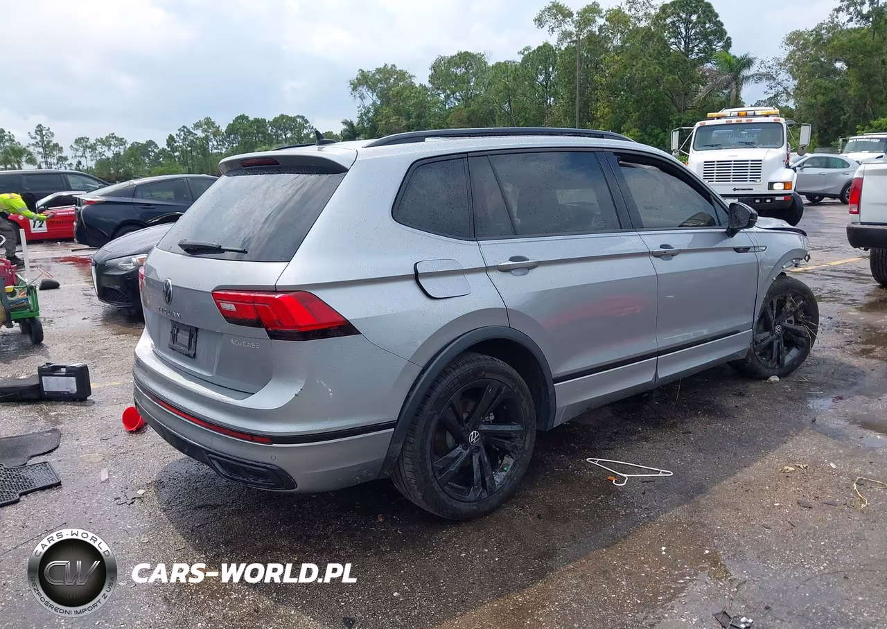 2023 Volkswagen Tiguan 2.0T Se R-Line Black VIN:3VVCB7AX6PM010830 - 4