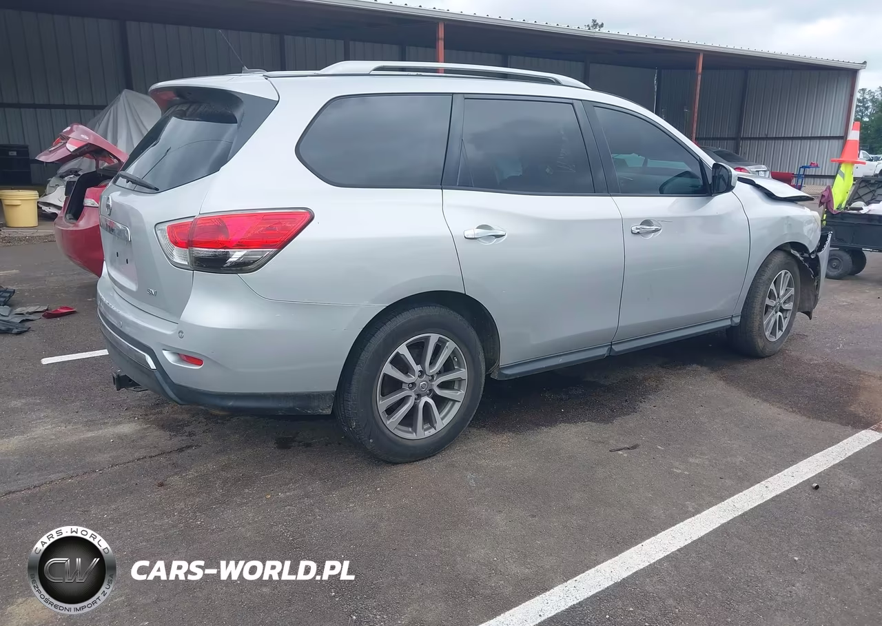 2015 Nissan Pathfinder Platinum-S-Sl-Sv VIN:5N1AR2MN4FC661173 - 4