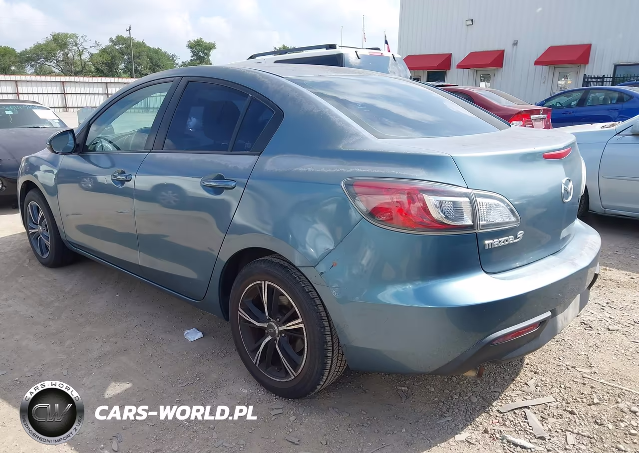 2011 Mazda Mazda3 I Sport VIN:JM1BL1UF3B1449772 - 3