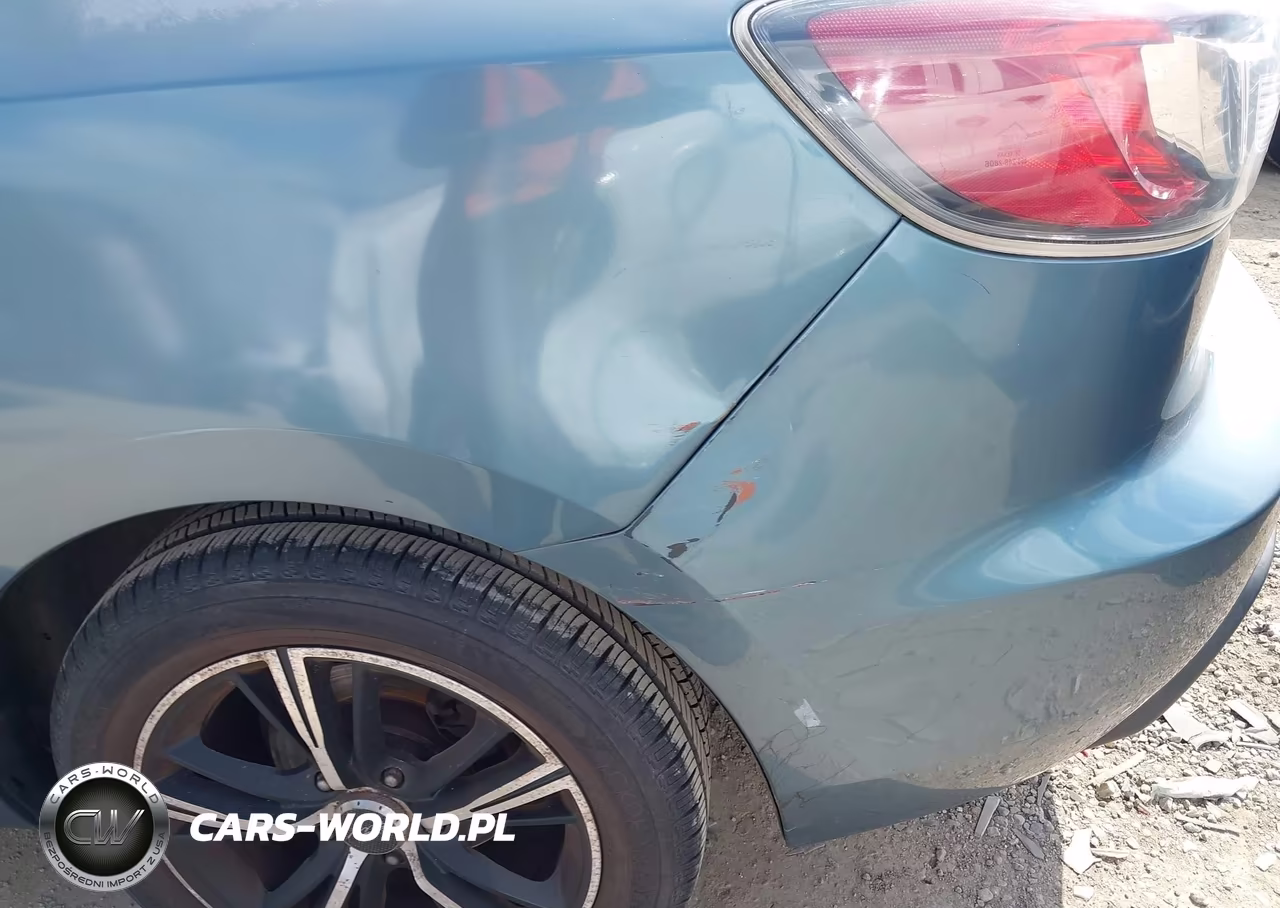 2011 Mazda Mazda3 I Sport VIN:JM1BL1UF3B1449772 - 6