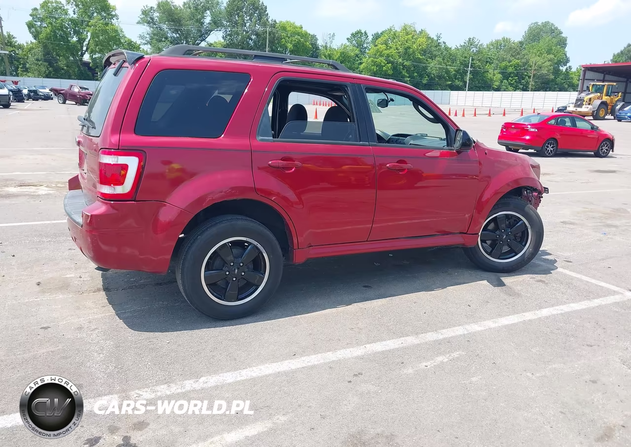 2012 Ford Escape Xlt VIN:1FMCU0D71CKC40574 - 4