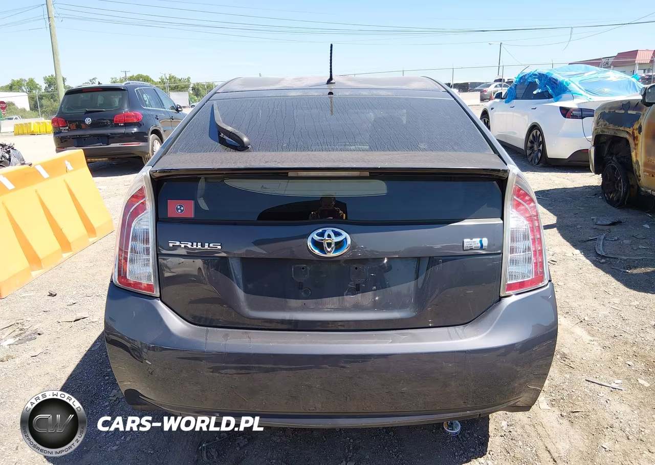 2012 Toyota Prius Two VIN:JTDKN3DU5C1527345 - 15