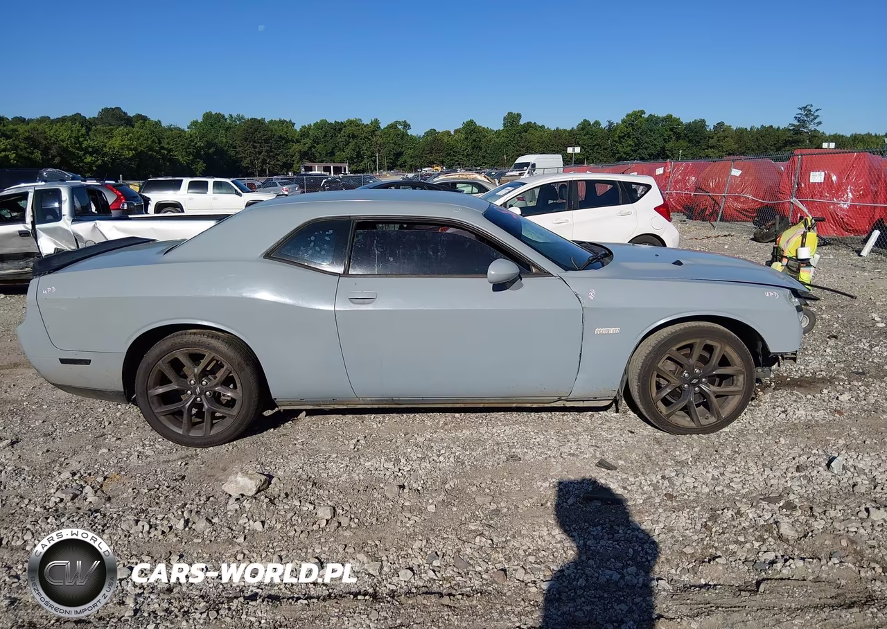 2013 Dodge Challenger Sxt VIN:2C3CDYAG4DH676498 - 13
