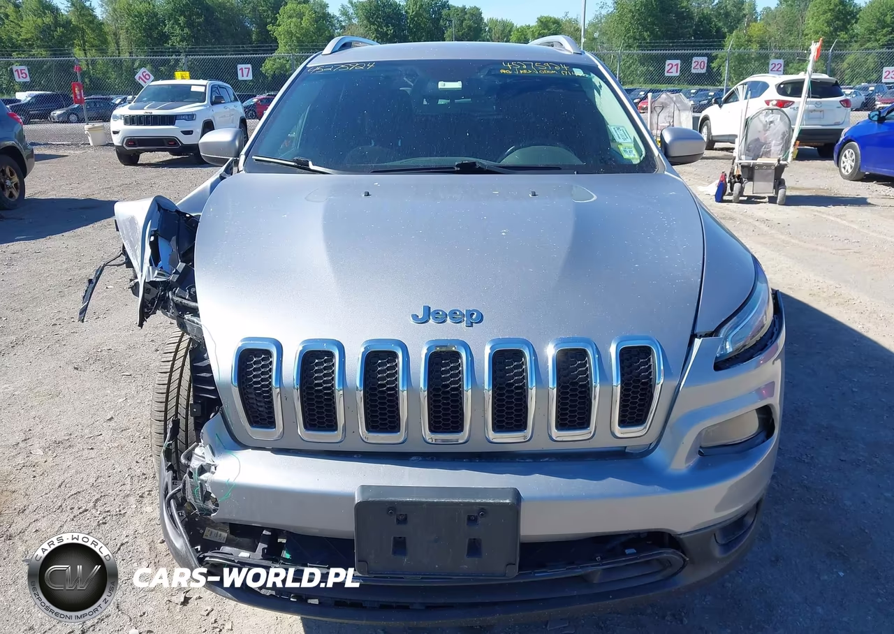 2017 Jeep Cherokee Latitude 4X4 VIN:1C4PJMCB7HW617971 - 13