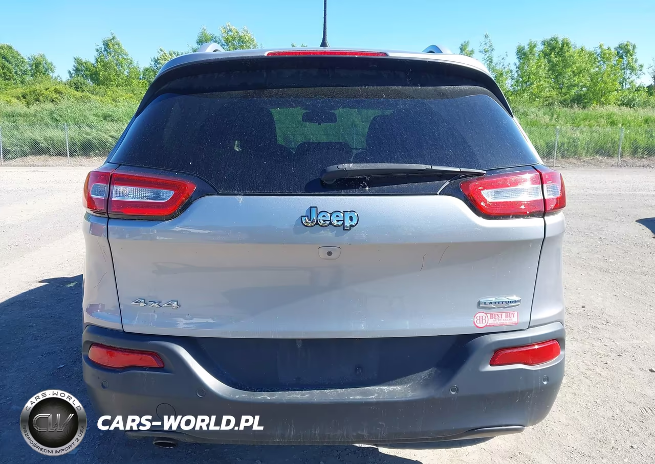 2017 Jeep Cherokee Latitude 4X4 VIN:1C4PJMCB7HW617971 - 17