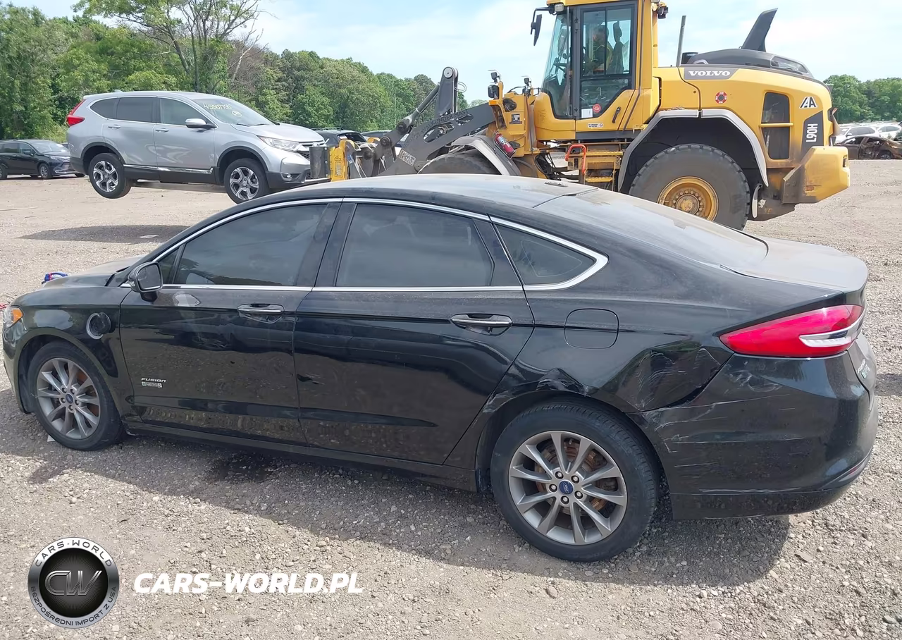 2018 Ford Fusion Energi Se Luxury VIN:3FA6P0PU7JR105981 - 14