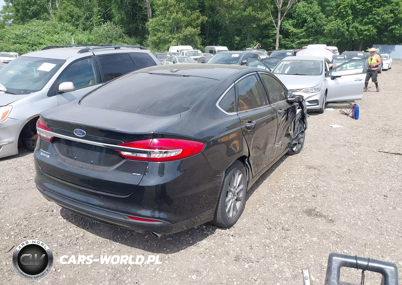 2018 Ford Fusion Energi Se Luxury VIN:3FA6P0PU7JR105981 - 4