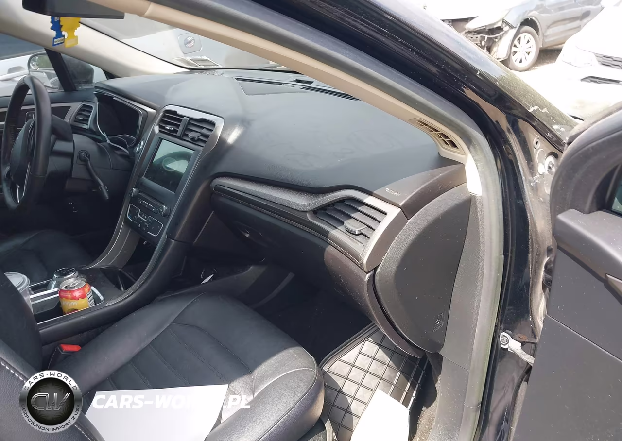 2018 Ford Fusion Energi Se Luxury VIN:3FA6P0PU7JR105981 - 5