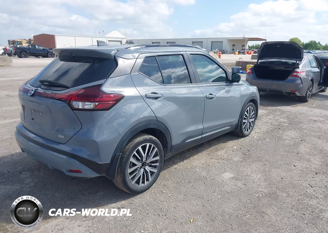 2021 Nissan Kicks Sr Xtronic Cvt VIN:3N1CP5DV8ML488184 - 4