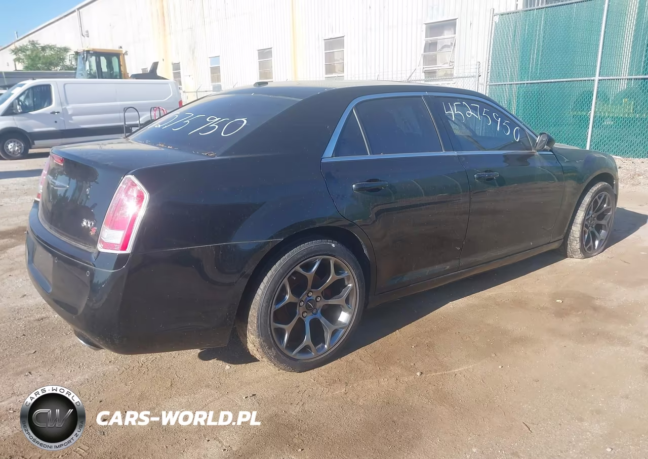 2013 Chrysler 300 300S VIN:2C3CCAGG8DH529344 - 4