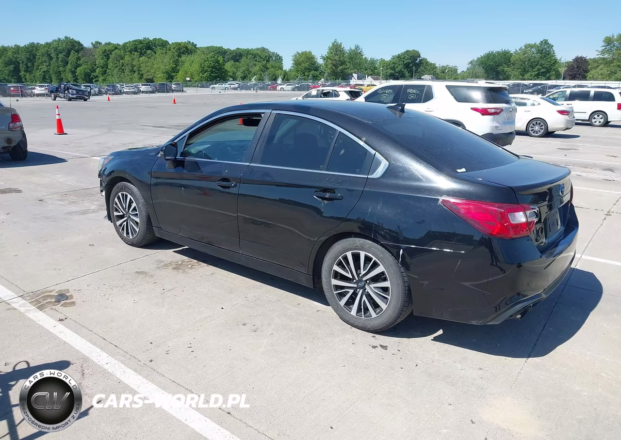 2018 Subaru Legacy 2.5I Premium VIN:4S3BNAF68J3023568 - 3