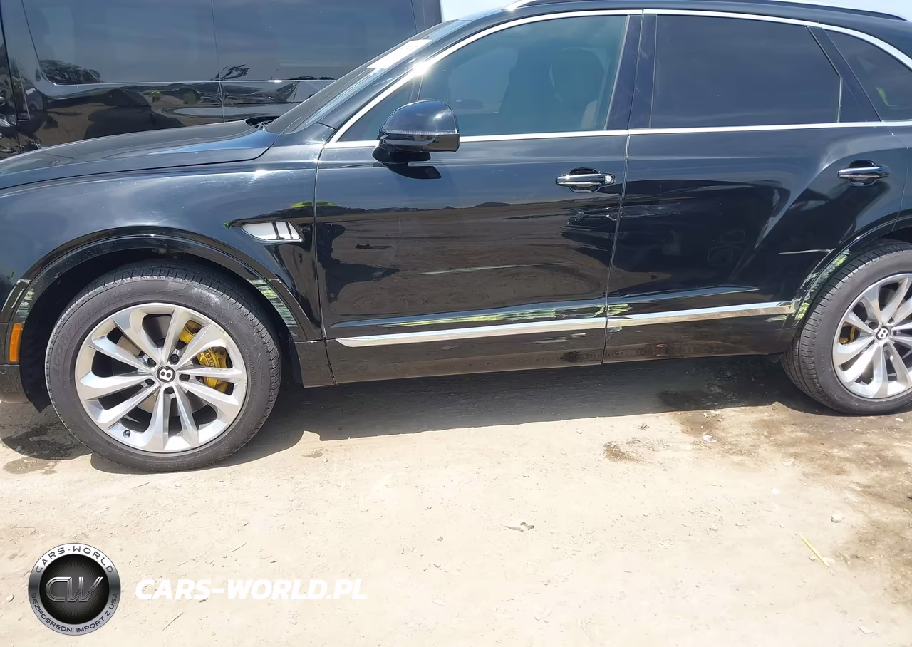 2017 Bentley Bentayga W12-W12 First Edition VIN:SJAAC2ZV1HC015687 - 6