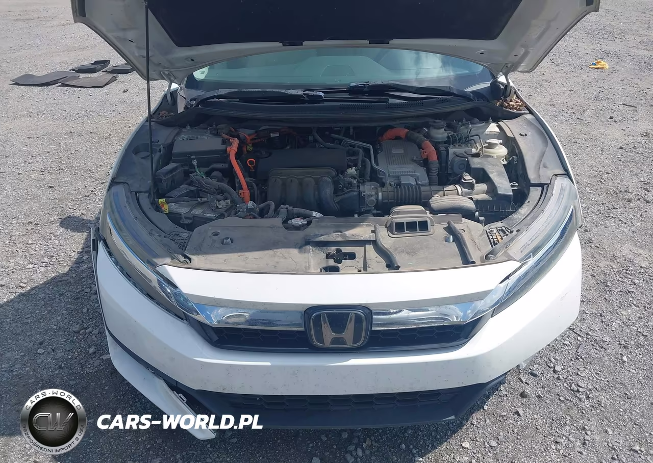 2018 Honda Clarity Plug-In Hybrid Touring VIN:JHMZC5F34JC014284 - 10