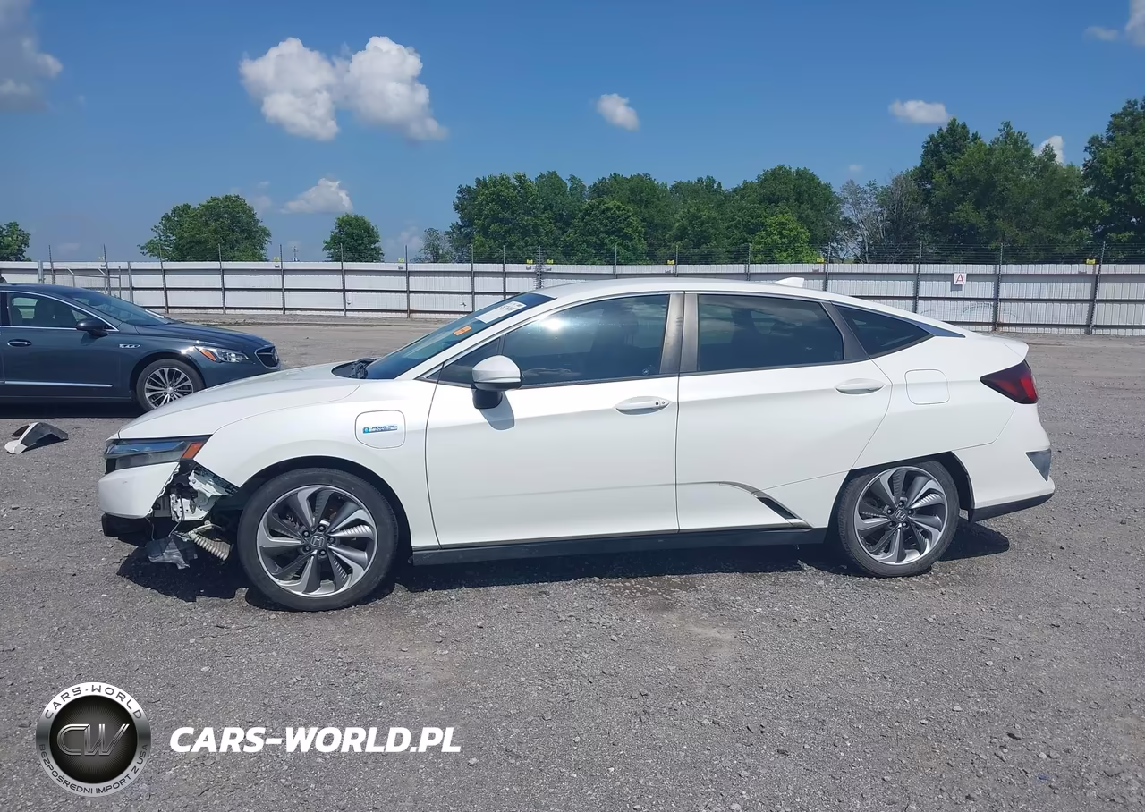 2018 Honda Clarity Plug-In Hybrid Touring VIN:JHMZC5F34JC014284 - 15