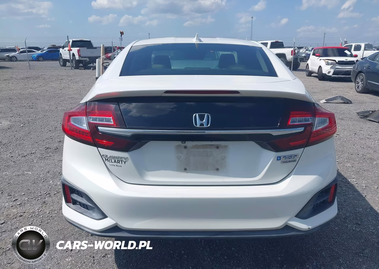 2018 Honda Clarity Plug-In Hybrid Touring VIN:JHMZC5F34JC014284 - 17