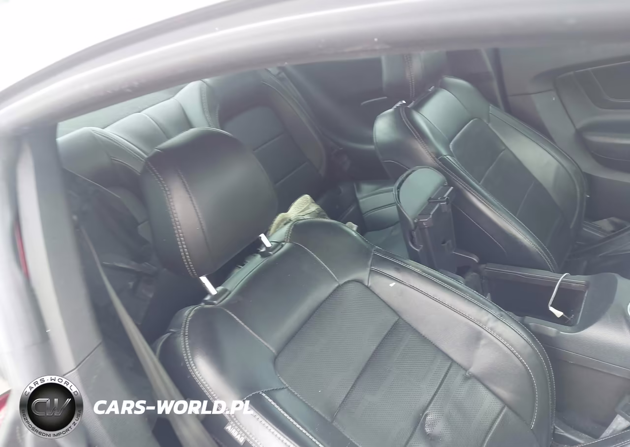 2019 Ford Mustang Ecoboost Premium VIN:1FA6P8TH3K5186604 - 8