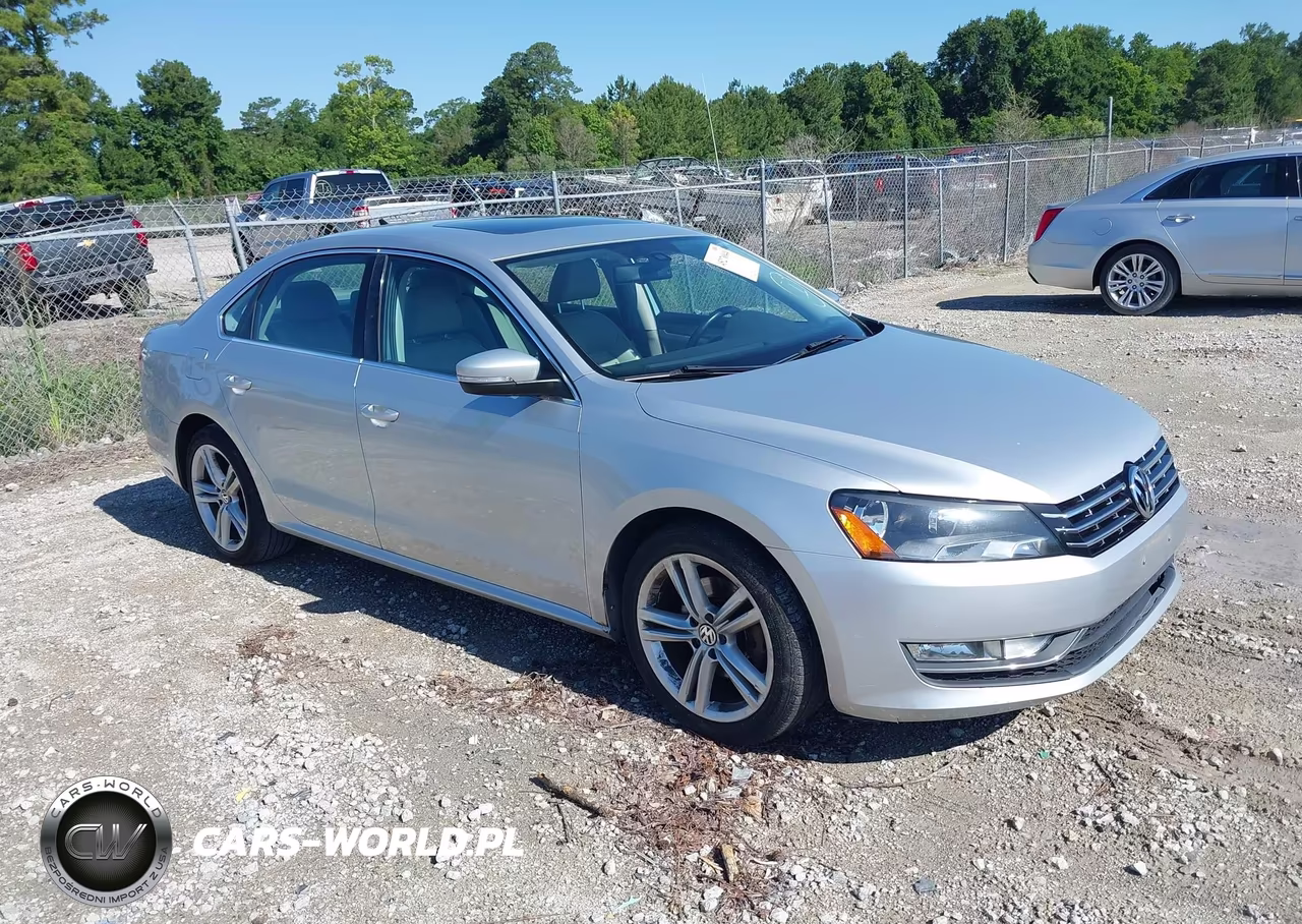 2014 Volkswagen Passat 3.6L V6 Se – zdjęcie 1 z 11